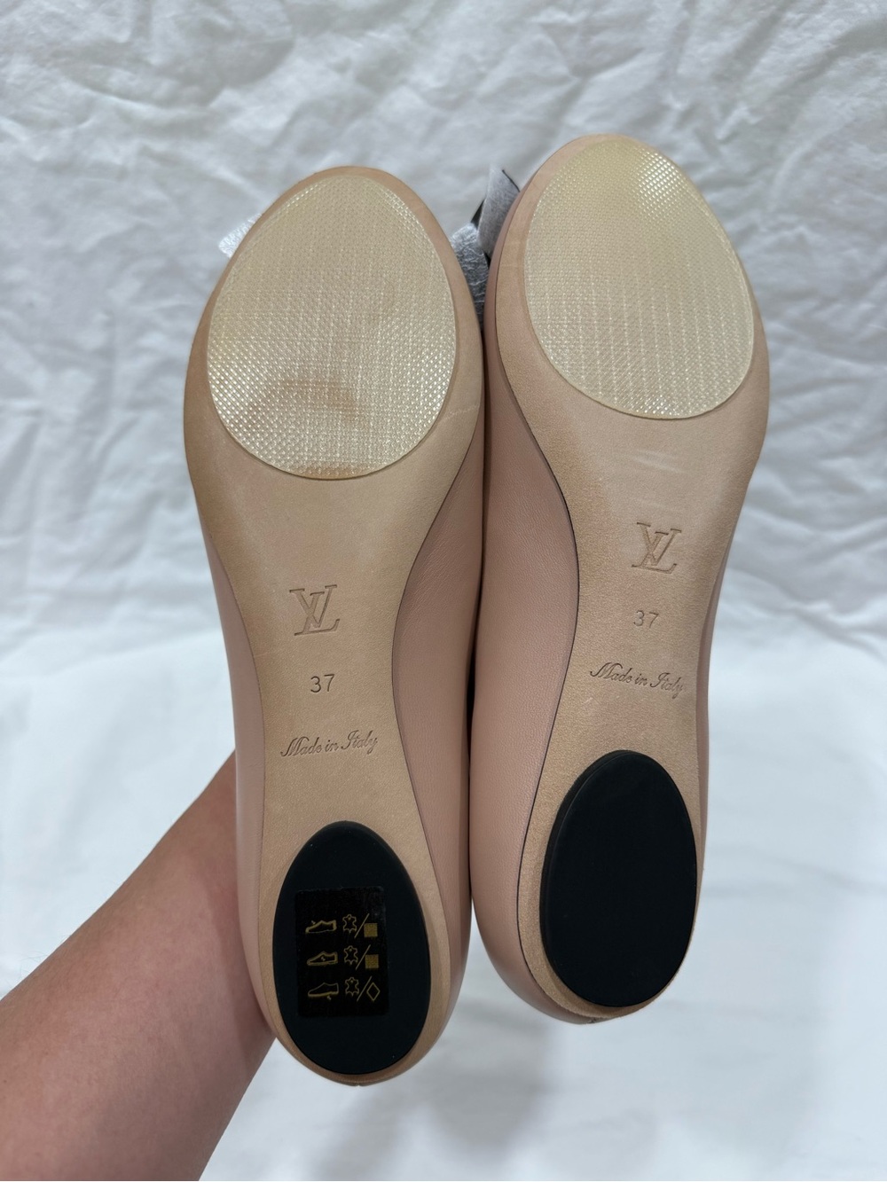 Louis Vuitton Popi Flat Ballerina - Picture 8 of 14